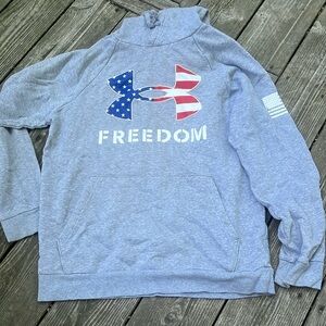 Under Armour Sweatshirt